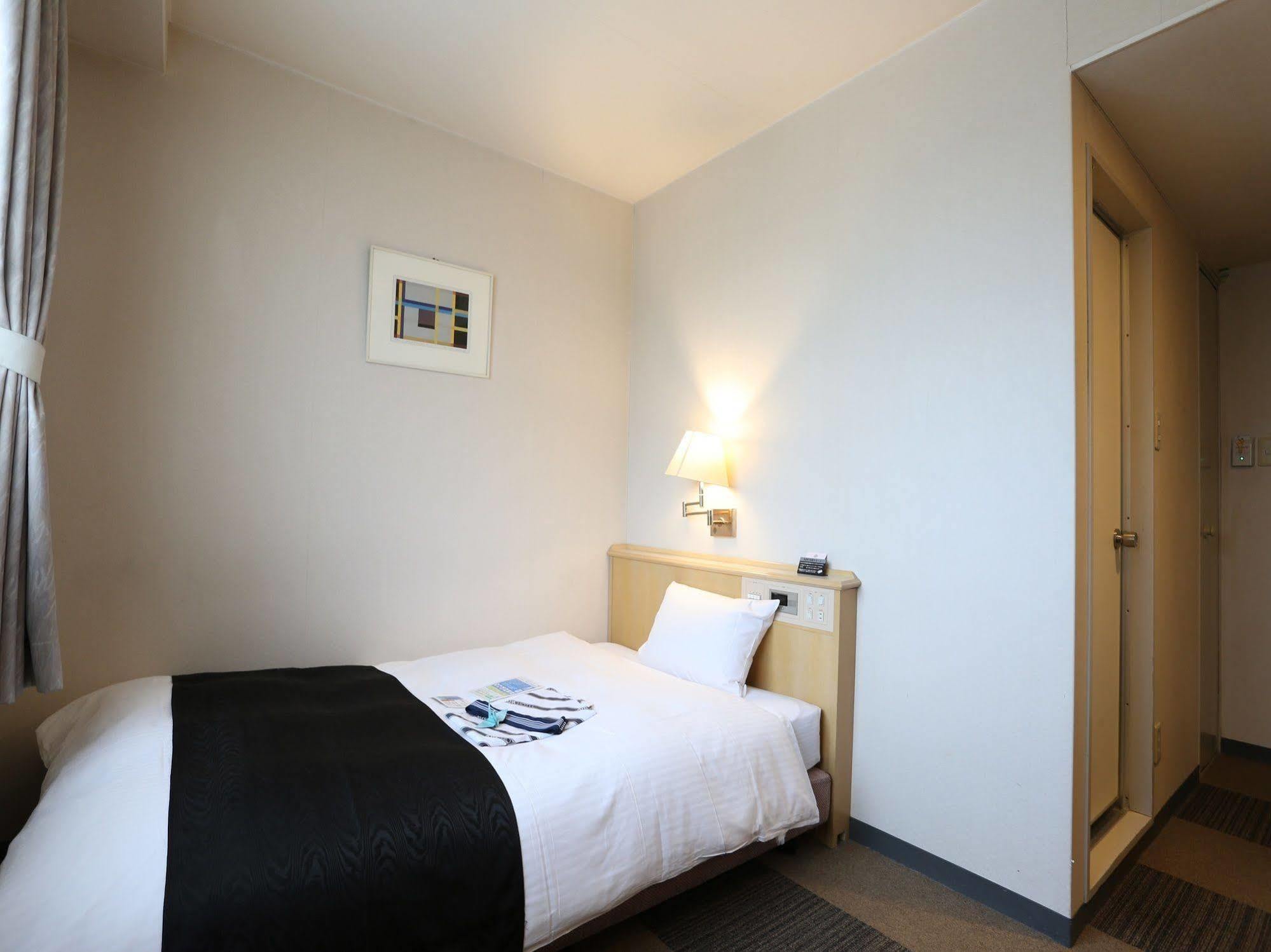 APA Hotel Takamatsu Airport Eksteriør billede